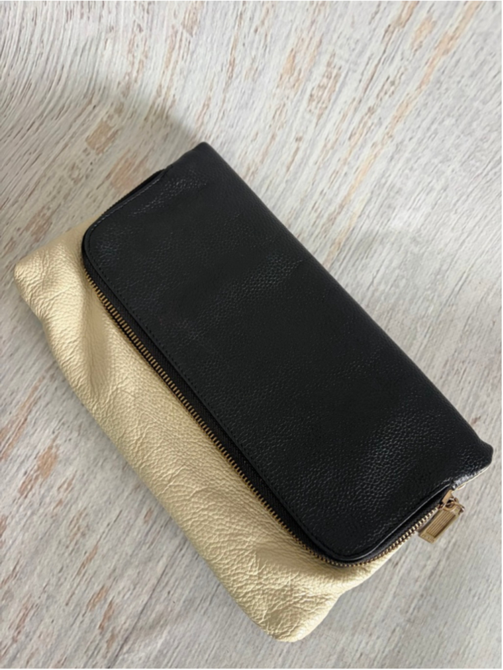 Women's Zenith Black & Beige Leather Clutch One Size